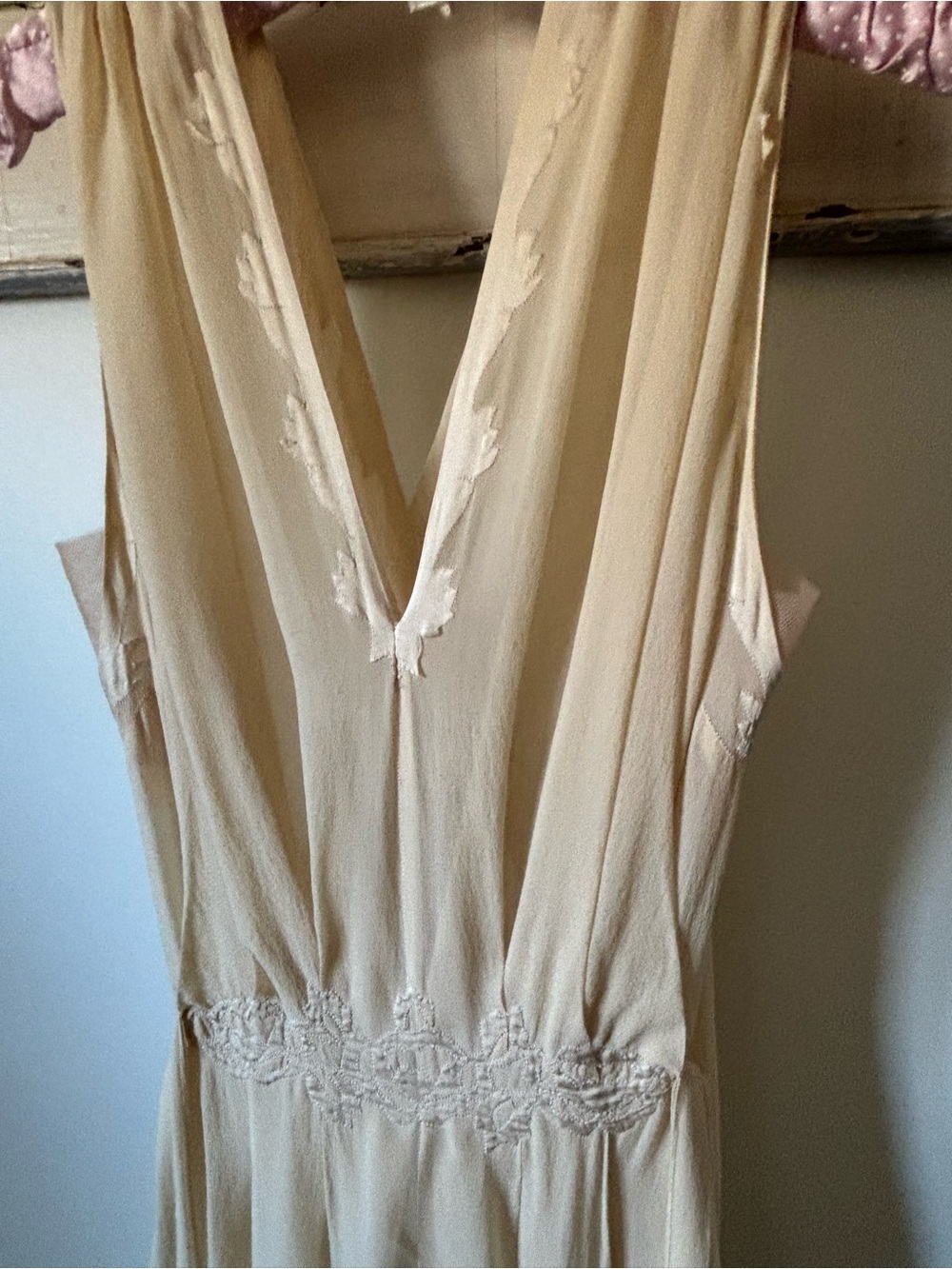 Vintage 1930's Silk Chiffon Wedding Gown - Picture 4 of 10